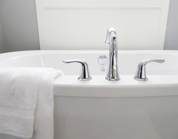 Μπανιέρα από σύνθετο υλικό